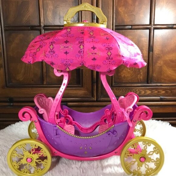 Barbie 2pc Collapsible Convertible Sparkle Hot Air Balloon and Carriage - Picture 5 of 16